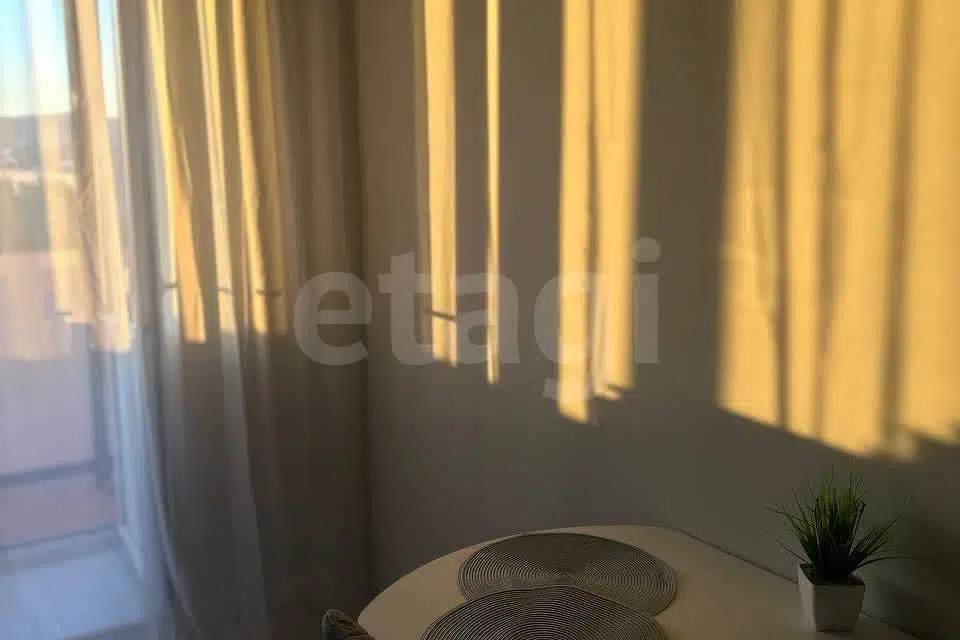 Продаётся 3-комнатная квартира, 72.3 м²