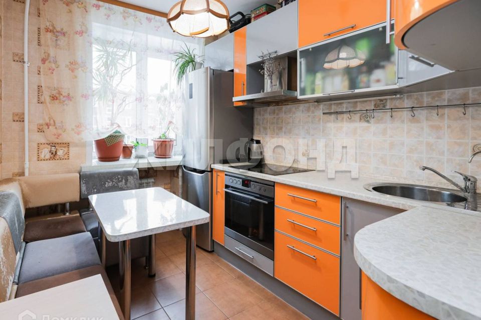 Продаётся 3-комнатная квартира, 58.1 м²