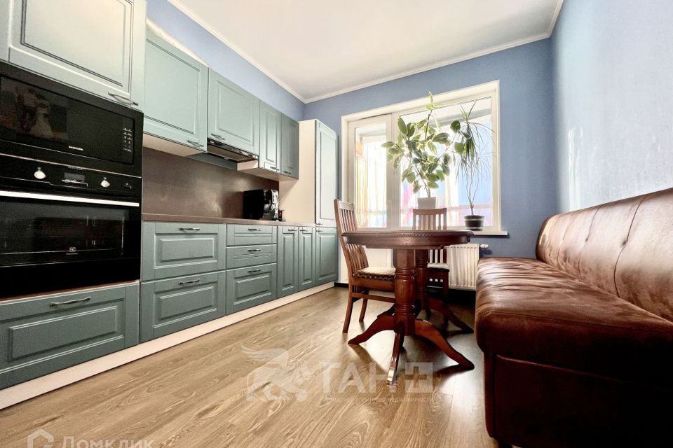 Продаётся 2-комнатная квартира, 56.2 м²