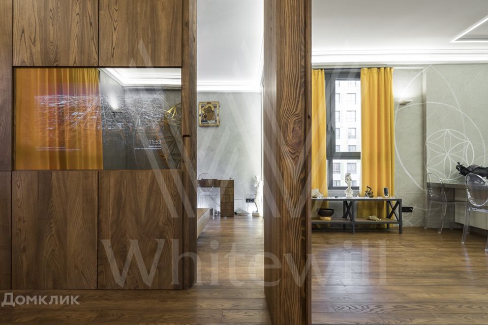 Продаётся 1-комнатная квартира, 70 м²