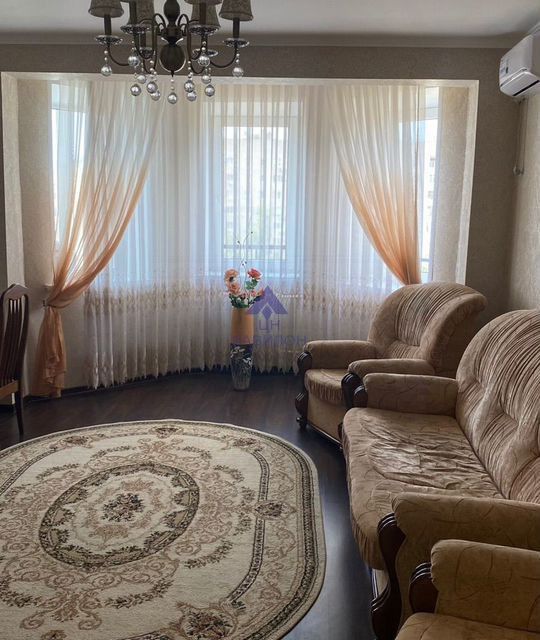 Сдаётся 2-комнатная квартира, 55 м²
