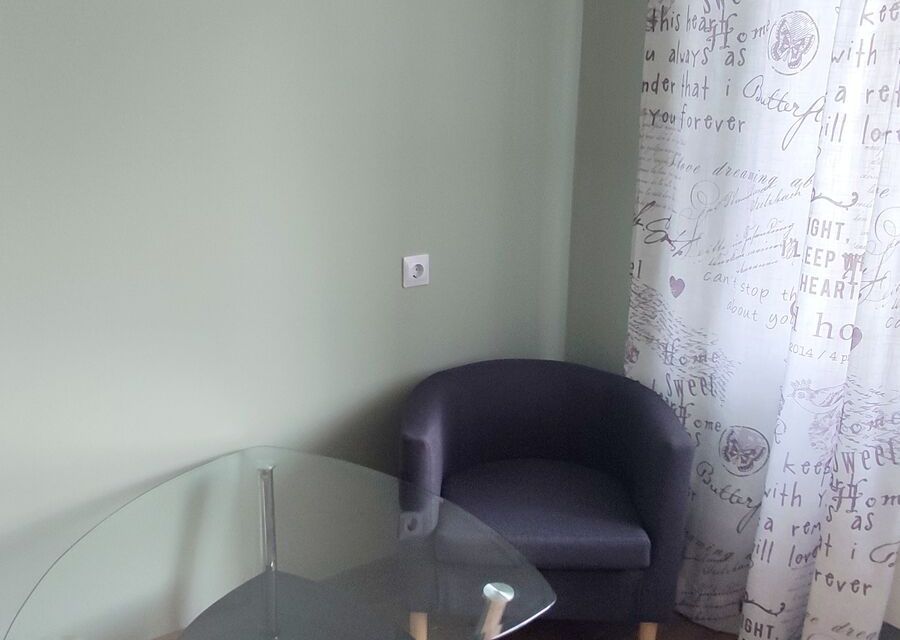 Сдаётся 1-комнатная квартира, 38 м²