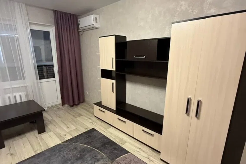 Продаётся 2-комнатная квартира, 57.3 м²