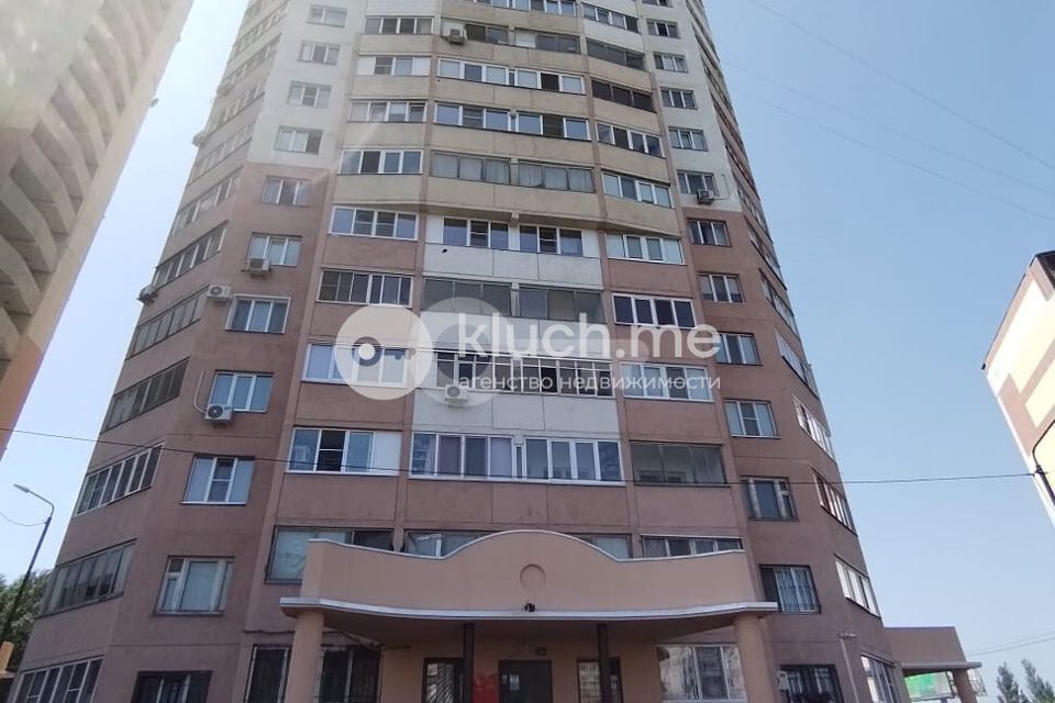 Продаётся 1-комнатная квартира, 37.4 м²