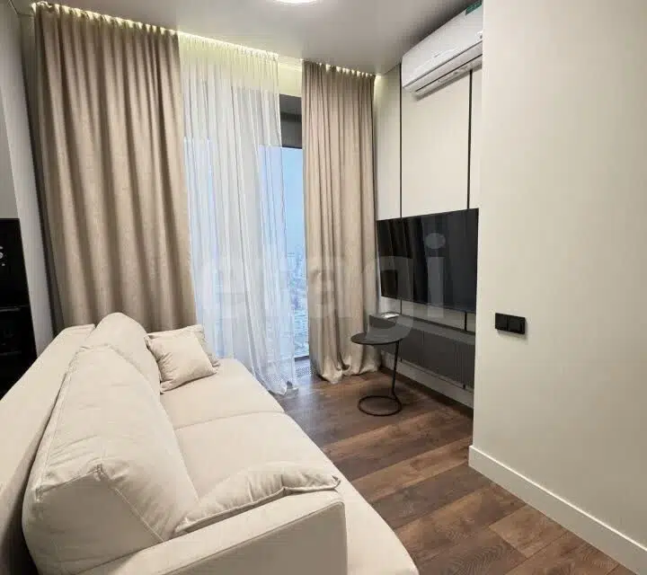 Продаётся 3-комнатная квартира, 70 м²