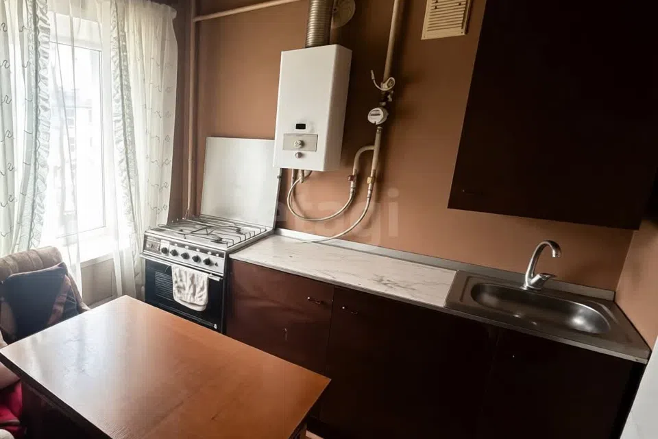 Продаётся 2-комнатная квартира, 42.6 м²