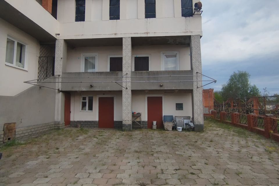 Продаётся 3-этажный дом, 454.4 м²