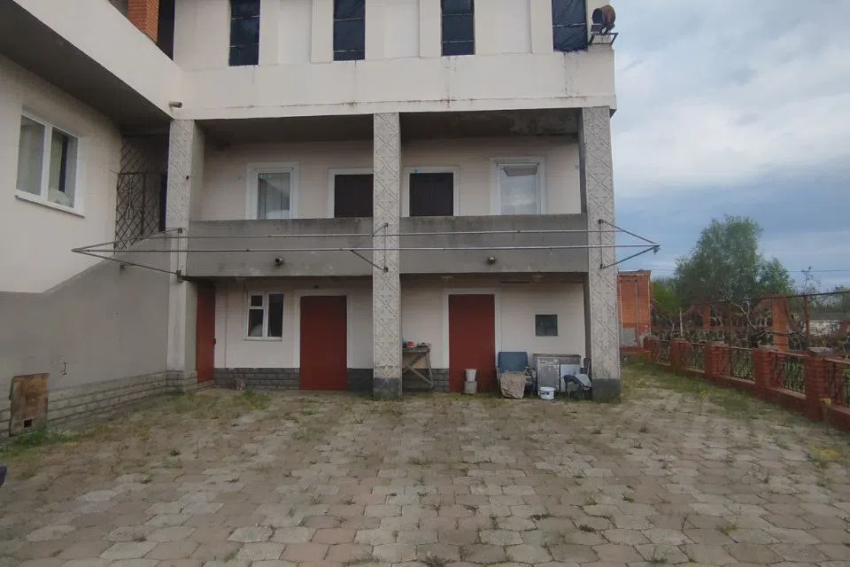 Продаётся 3-этажный дом, 454.4 м²