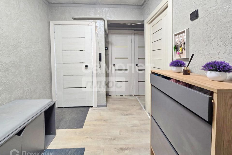 Продаётся 3-комнатная квартира, 58.5 м²