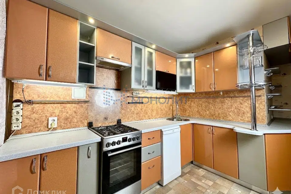 Продаётся 2-комнатная квартира, 69.1 м²
