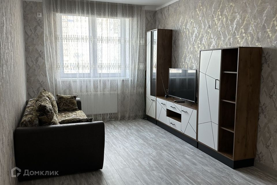 Сдаётся 1-комнатная квартира, 42.7 м²