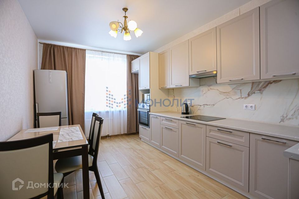 Сдаётся 2-комнатная квартира, 65.8 м²