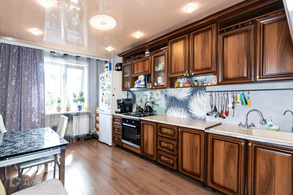 Продаётся 2-комнатная квартира, 67.7 м²