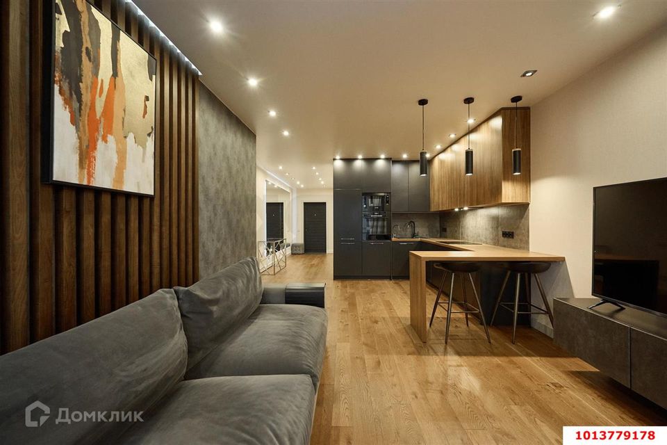 Продаётся 2-комнатная квартира, 70 м²