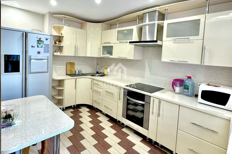 Продаётся 3-комнатная квартира, 76.5 м²