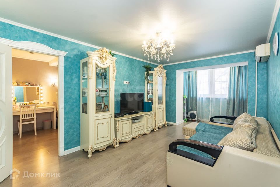 Продаётся 3-комнатная квартира, 77 м²