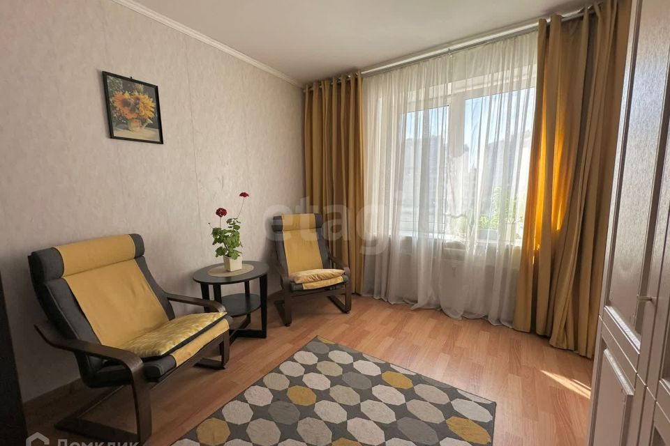 Продаётся 1-комнатная квартира, 41.2 м²