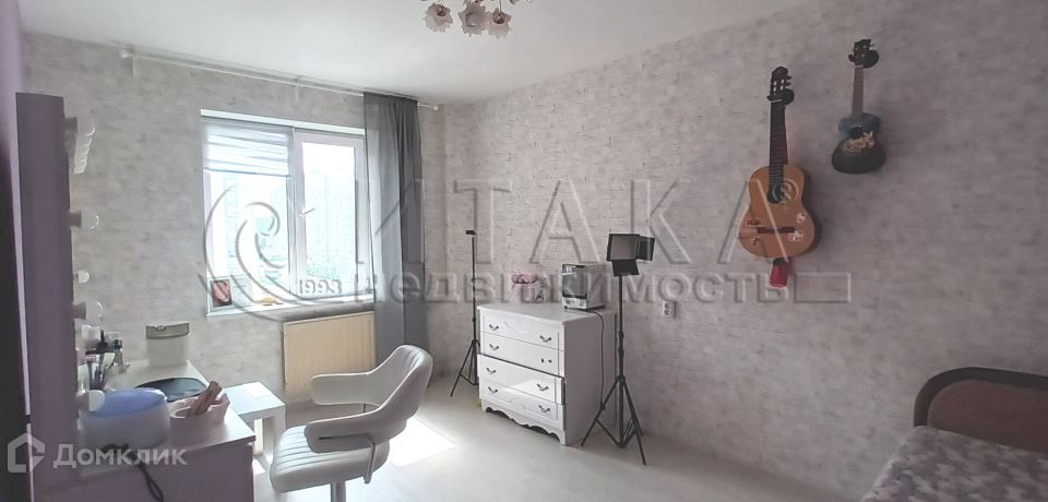 Продаётся 3-комнатная квартира, 77.3 м²