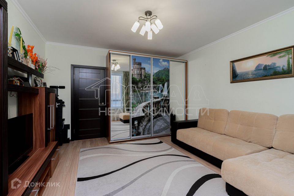 Продаётся 2-комнатная квартира, 60.2 м²