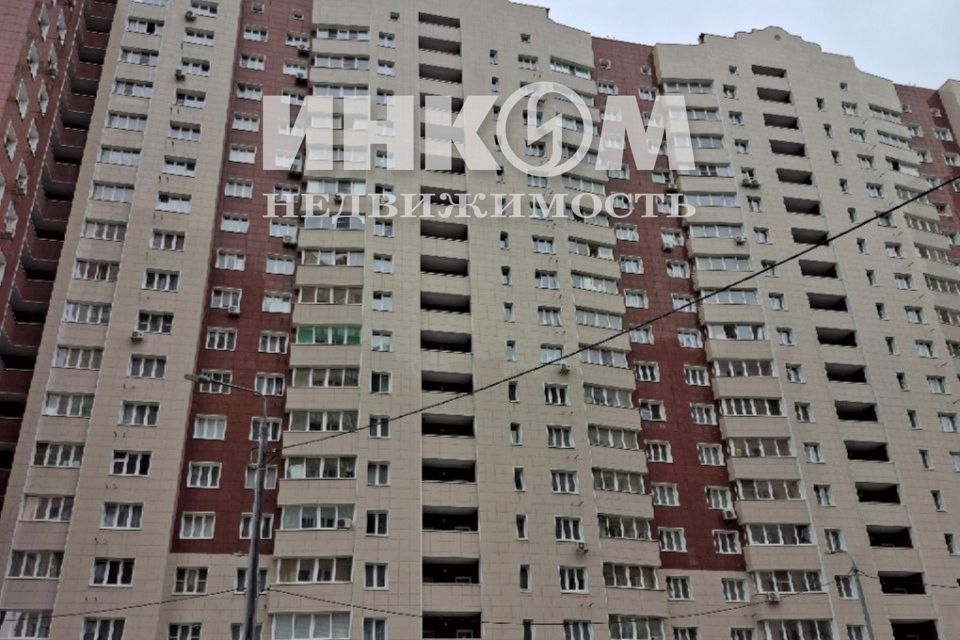 Продаётся 3-комнатная квартира, 105.8 м²