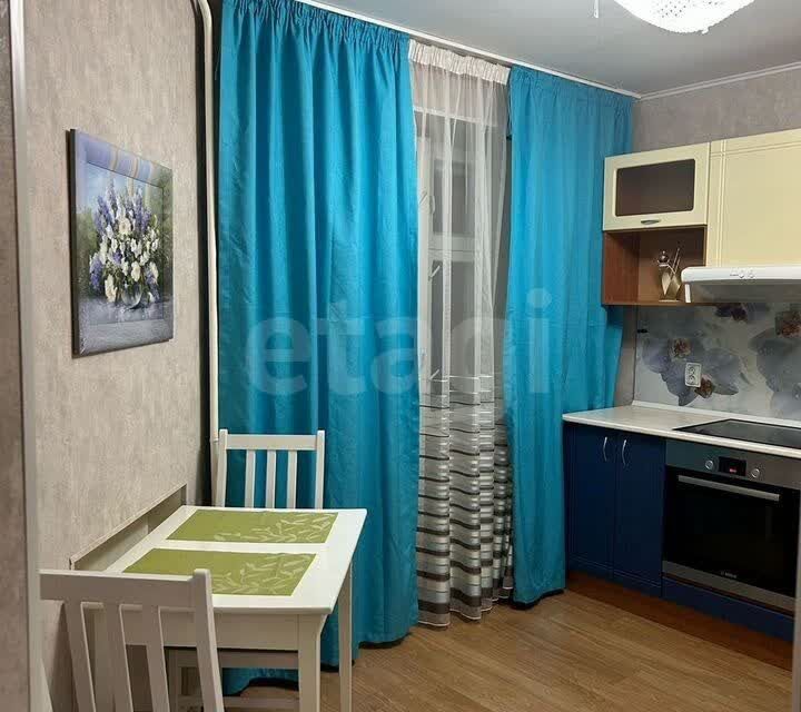 Продаётся 1-комнатная квартира, 37.6 м²