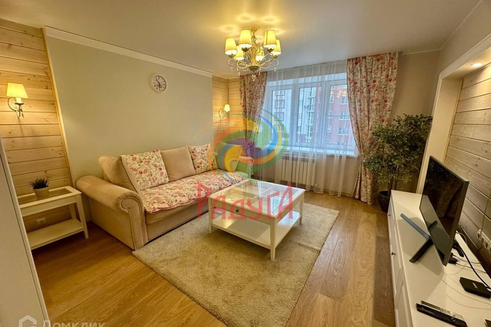 Сдаётся 2-комнатная квартира, 56 м²