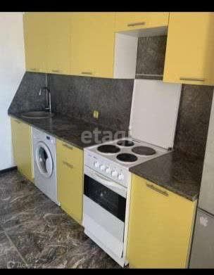 Сдаётся 1-комнатная квартира, 51 м²