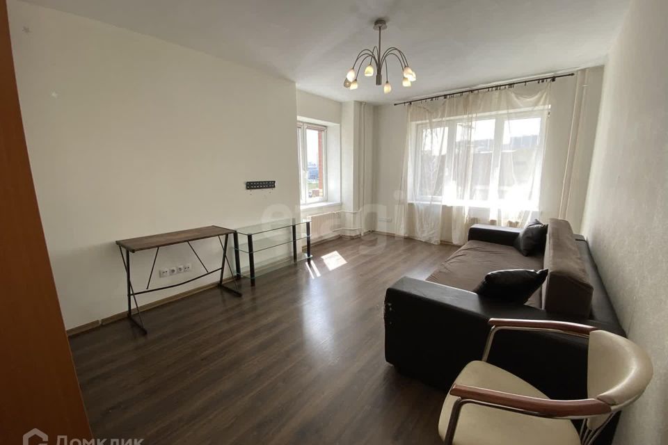 Продаётся 1-комнатная квартира, 43.9 м²