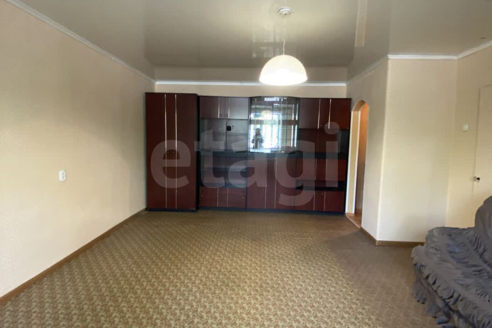 Продаётся 2-комнатная квартира, 63 м²