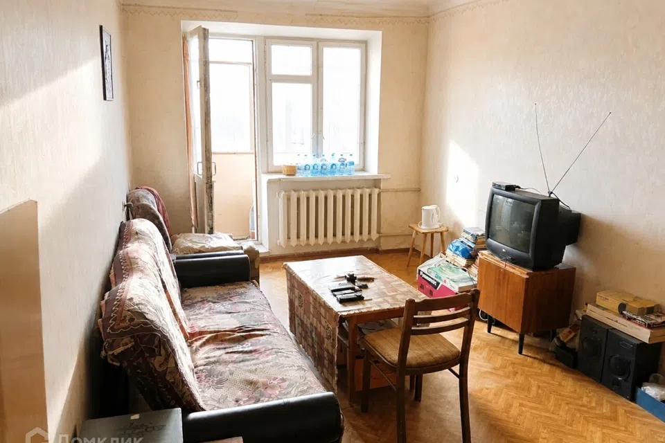 Продаётся 3-комнатная квартира, 55.9 м²
