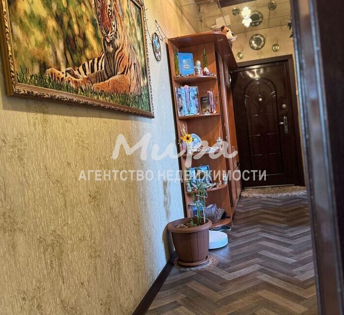 Продаётся 3-комнатная квартира, 62 м²