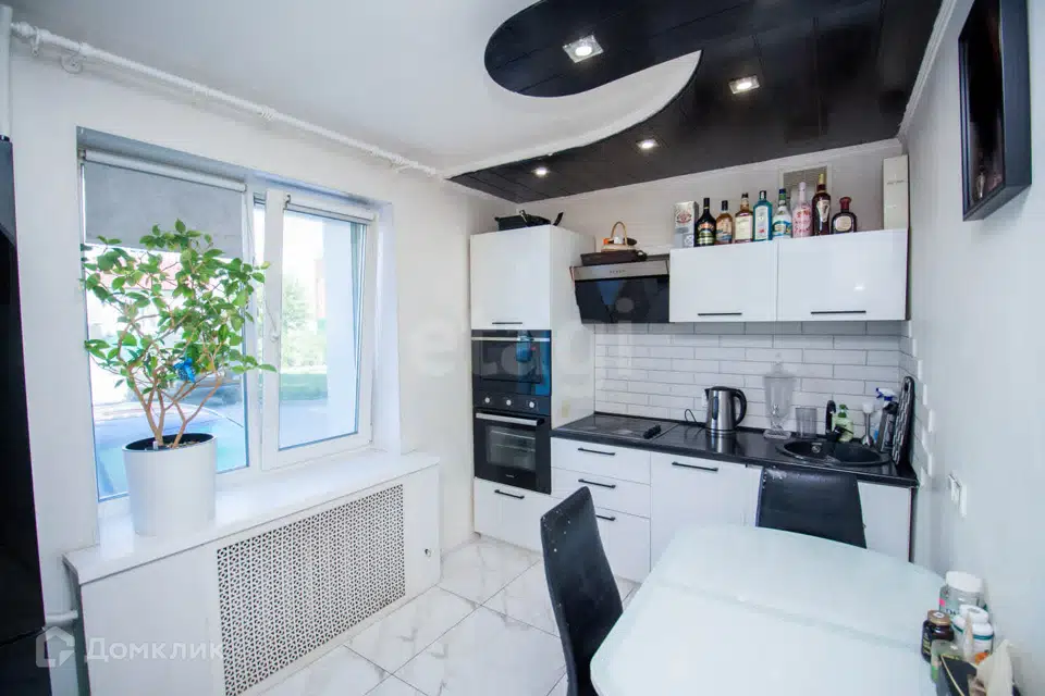 Продаётся 1-комнатная квартира, 44.2 м²