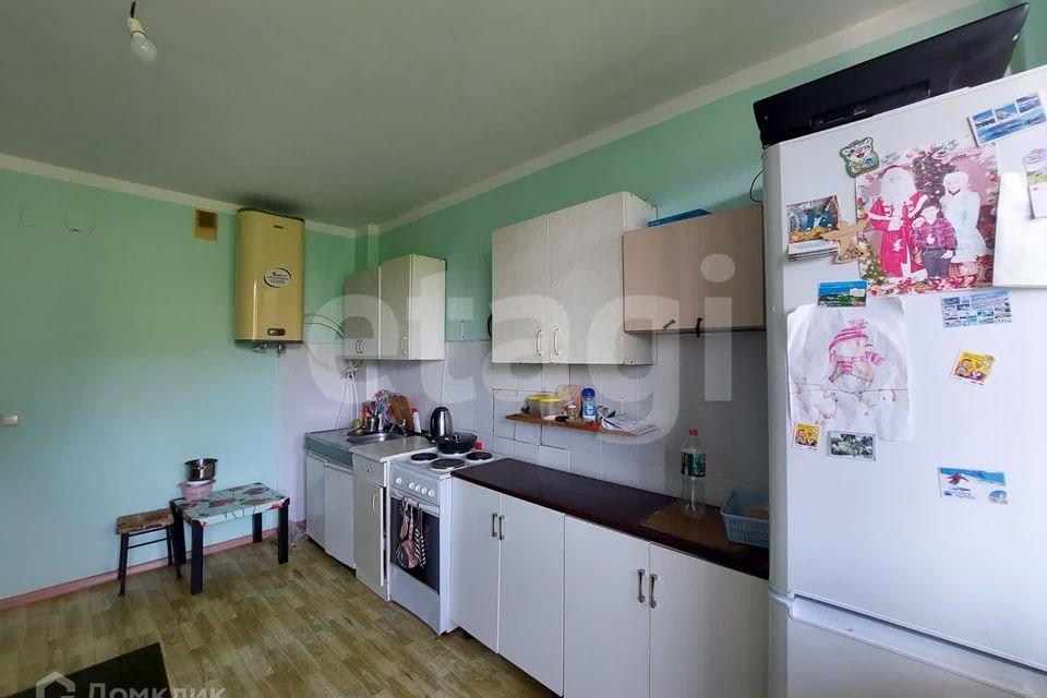 Продаётся 1-комнатная квартира, 59.2 м²