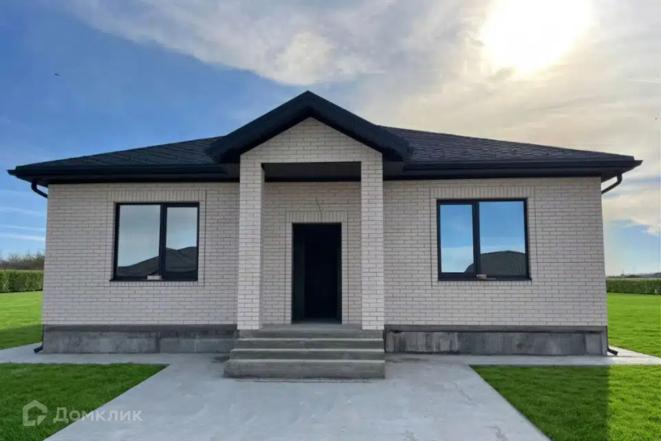 Продаётся 1-этажный дом, 106 м²