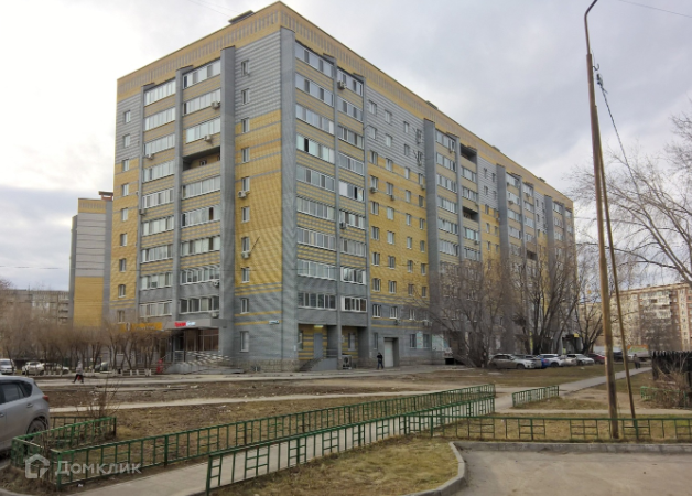 Продаётся 3-комнатная квартира, 105.4 м²