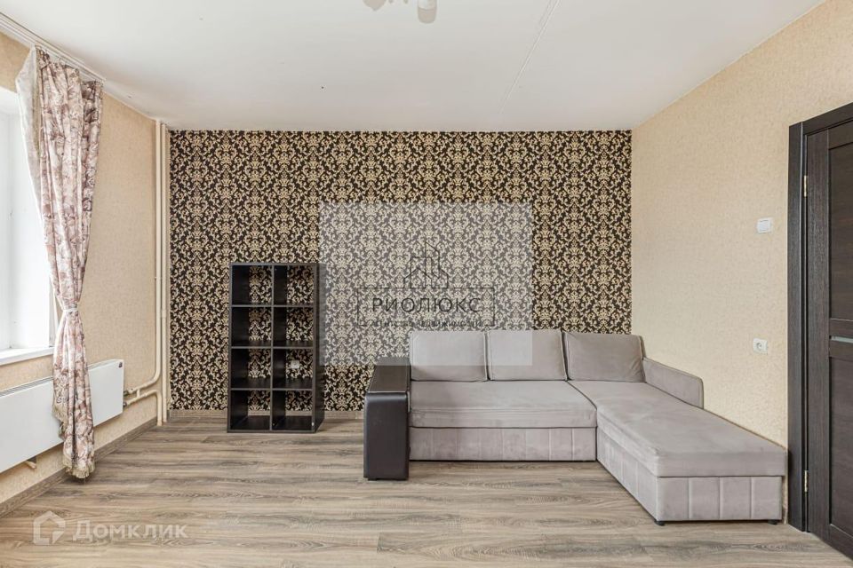 Продаётся 1-комнатная квартира, 40.7 м²