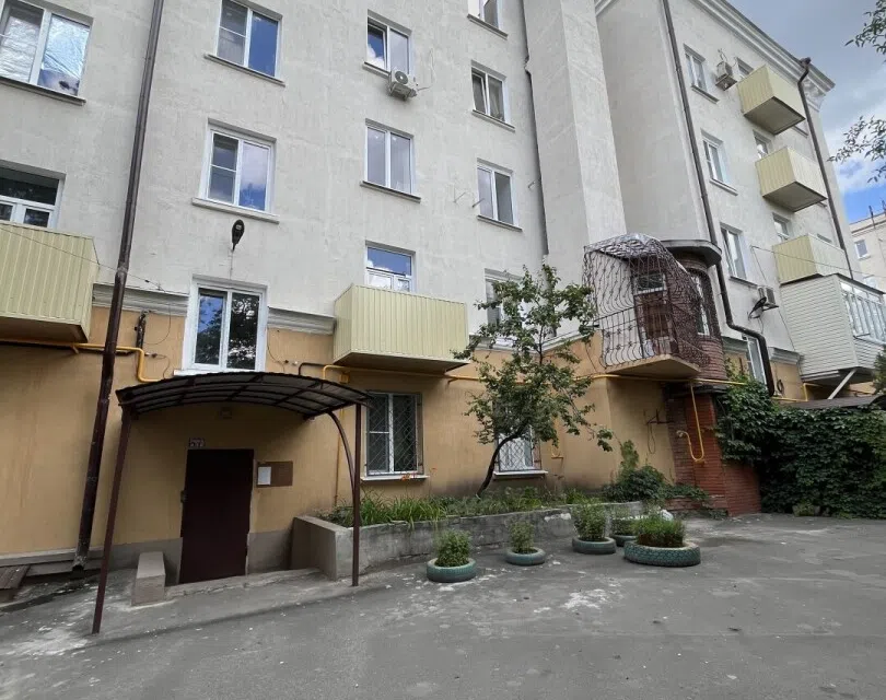 Продаётся 3-комнатная квартира, 75.5 м²