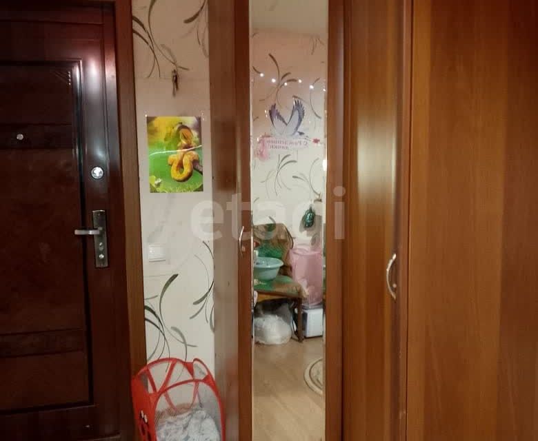 Продаётся комната в 1-комн. квартире, 13 м²