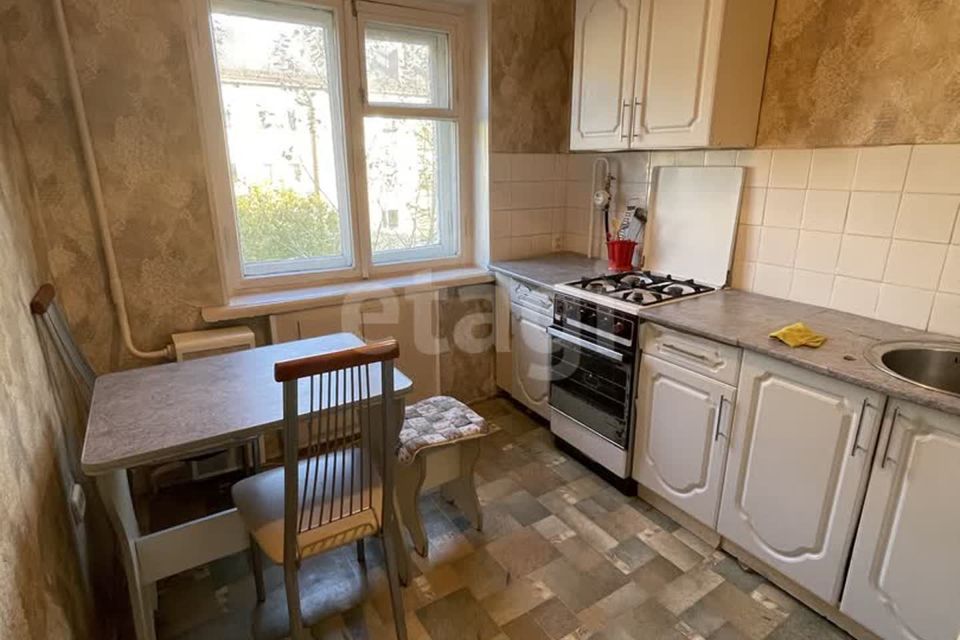 Продаётся 3-комнатная квартира, 56.3 м²