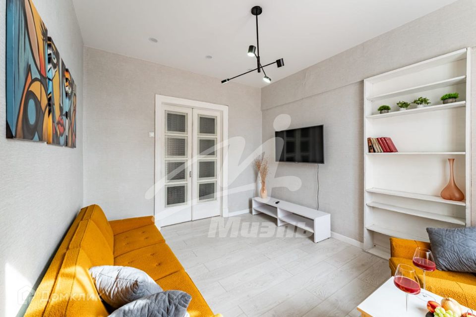 Сдаётся 2-комнатная квартира, 55.3 м²