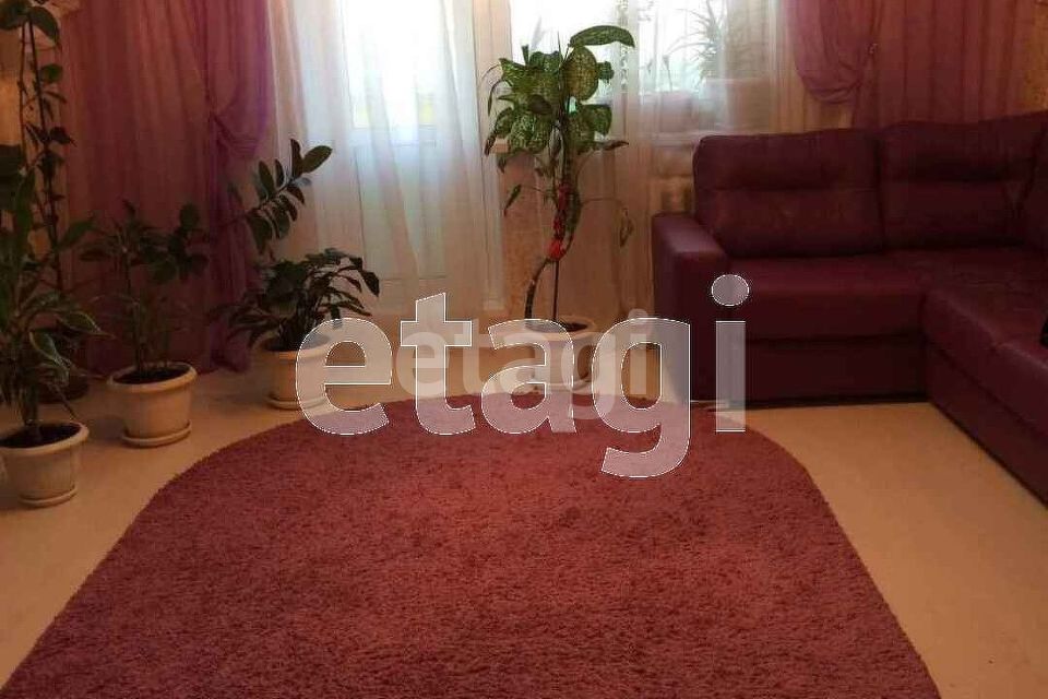 Продаётся 3-комнатная квартира, 83 м²