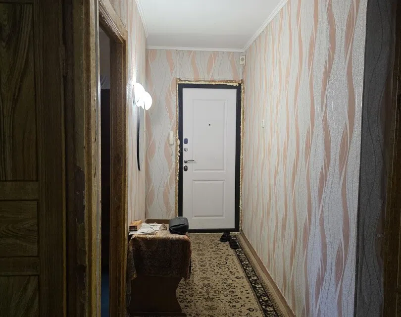 Продаётся 4-комнатная квартира, 92 м²