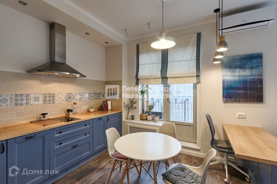 Сдаётся 2-комнатная квартира, 60.1 м²