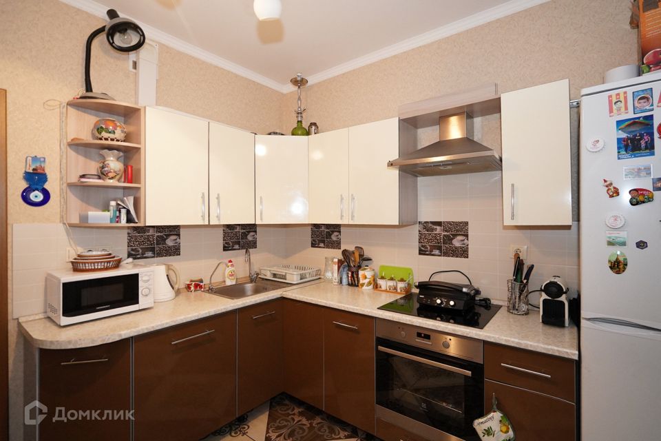 Продаётся 2-комнатная квартира, 56.5 м²