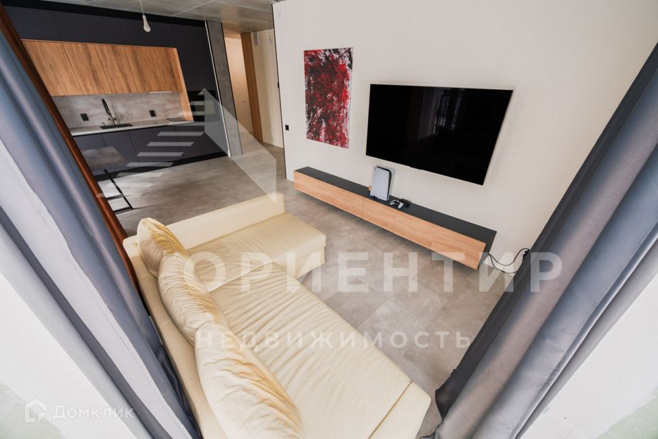 Продаётся 2-комнатная квартира, 67.7 м²