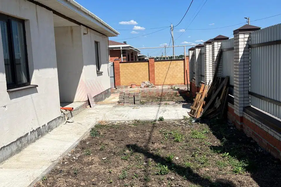 Продаётся 1-этажный дом, 120 м²