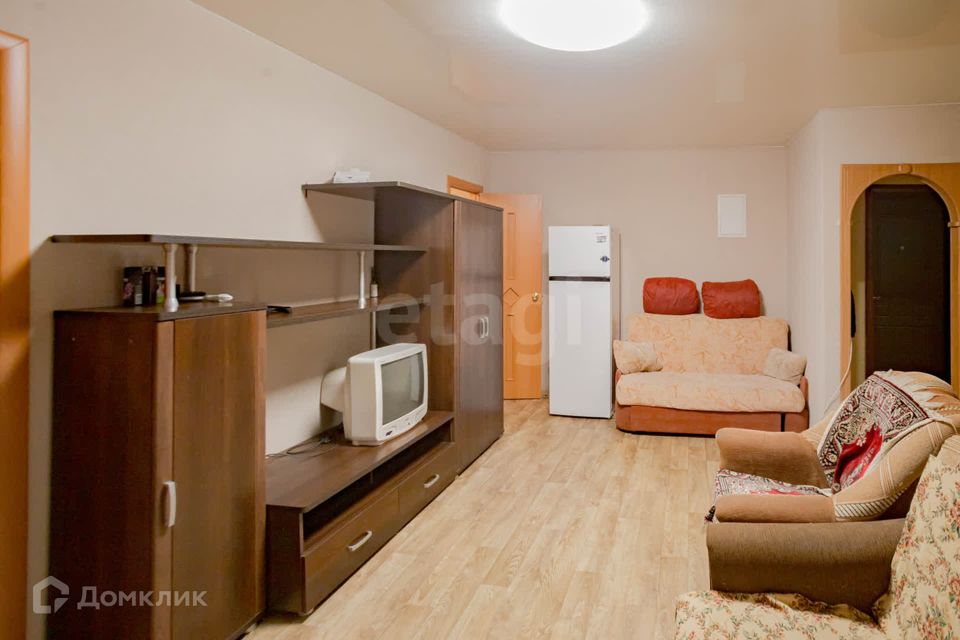 Продаётся 3-комнатная квартира, 42.9 м²