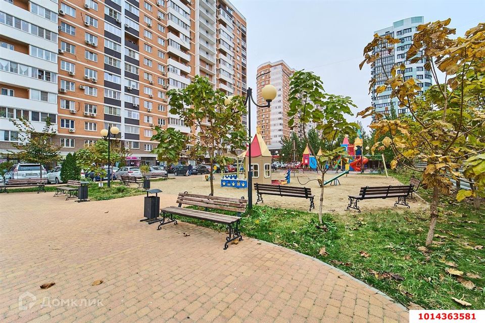 Продаётся 1-комнатная квартира, 38.8 м²