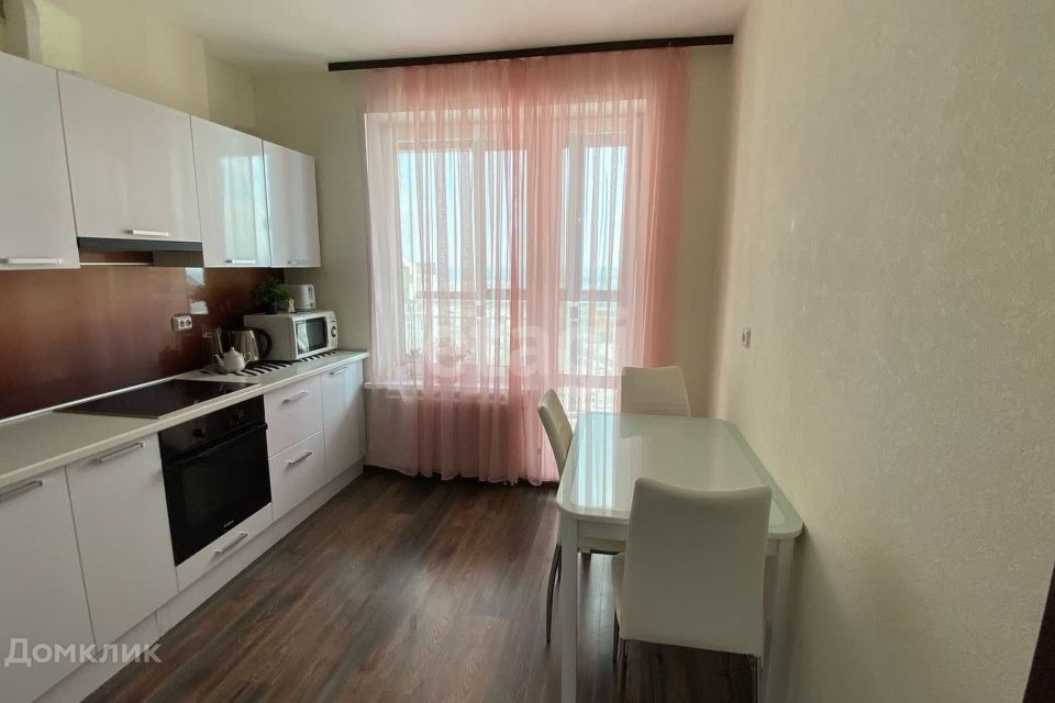 Продаётся 1-комнатная квартира, 36.7 м²
