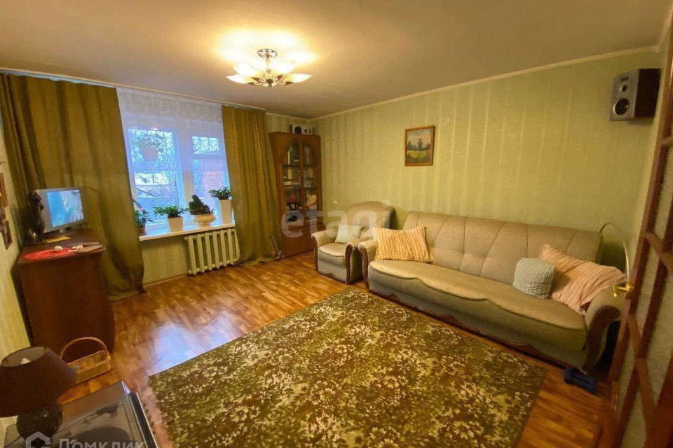 Продаётся 4-комнатная квартира, 71.1 м²